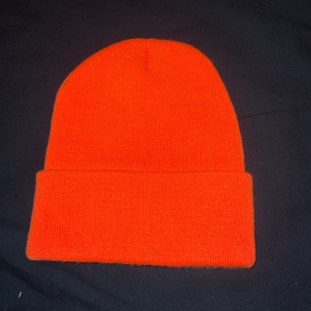 Winter hat - Picture 3 of 3